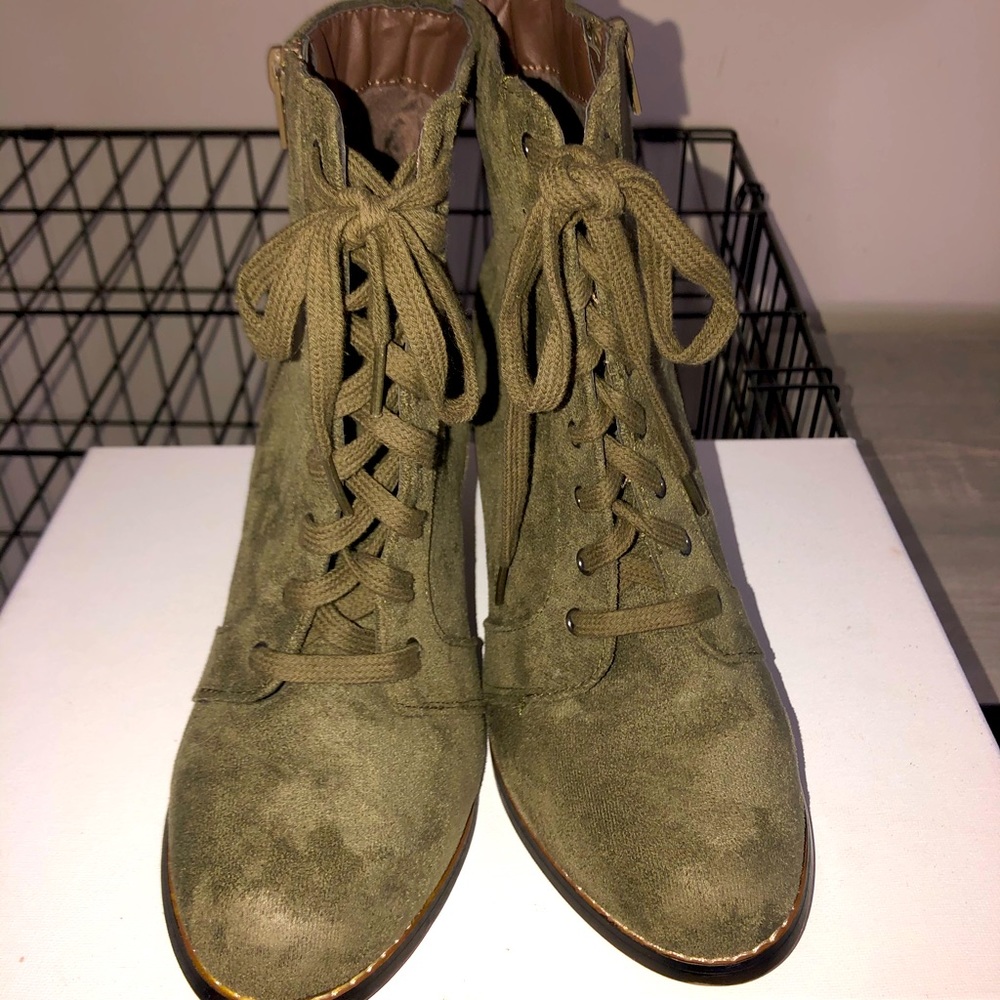 Candies boots